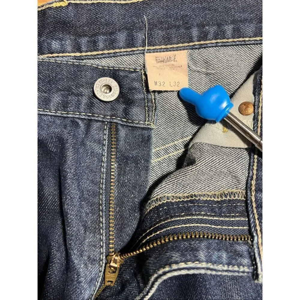 Vintage 90s Levi’s Dry Goods 595 Relaxed Straight Baggy Jeans